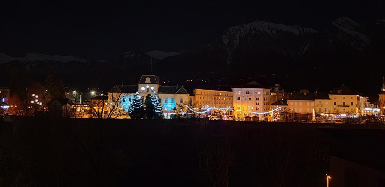 8 Personnes, Spacieux Tout-Confort A Albertville Exterior photo